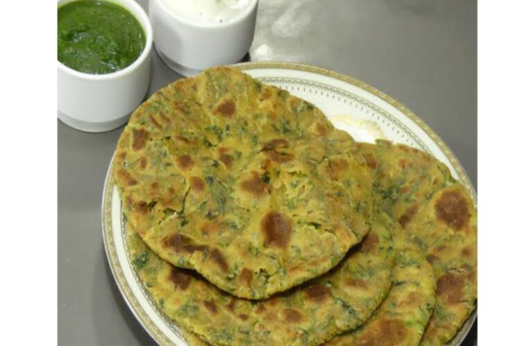 Methi paratha recipe in Marathi